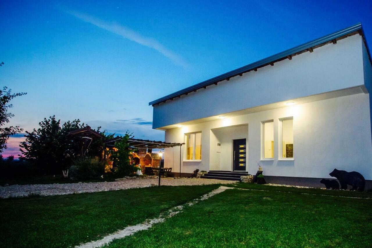 Villa Una Dalia Bihac Exterior photo